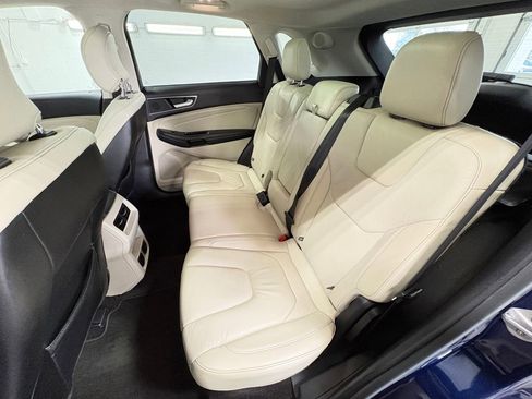 Used 2016 Ford Edge Titanium w/ Technology Package image 29