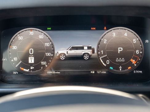 Used 2024 Land Rover Defender 110 X-Dynamic SE AWD/4WD image 14