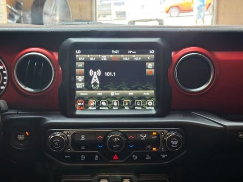 Used 2020 Jeep Gladiator Rubicon AWD/4WD image 15