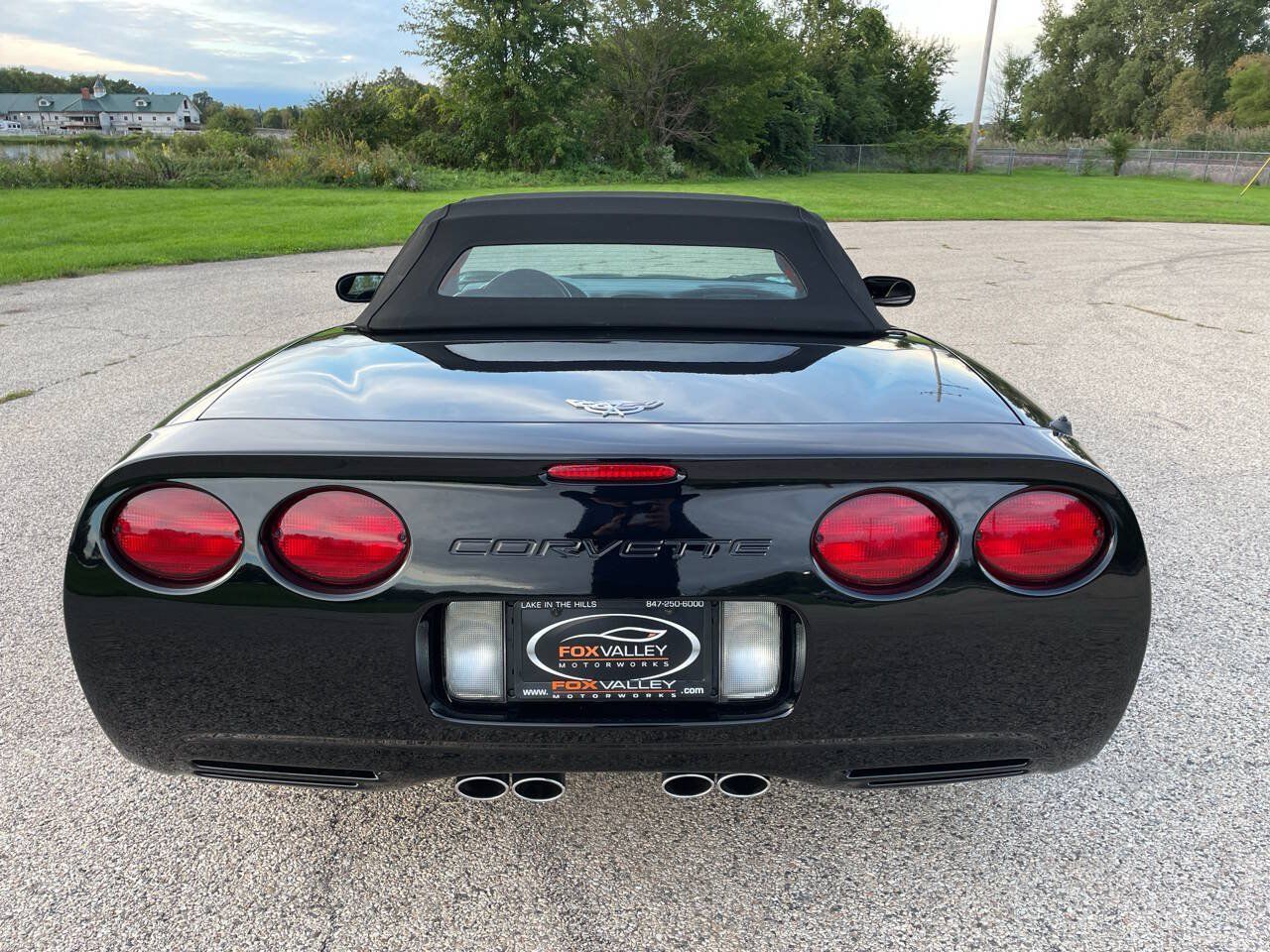 Used 2003 Chevrolet Corvette Convertible w/ Preferred Equipment Group1 RWD image 32