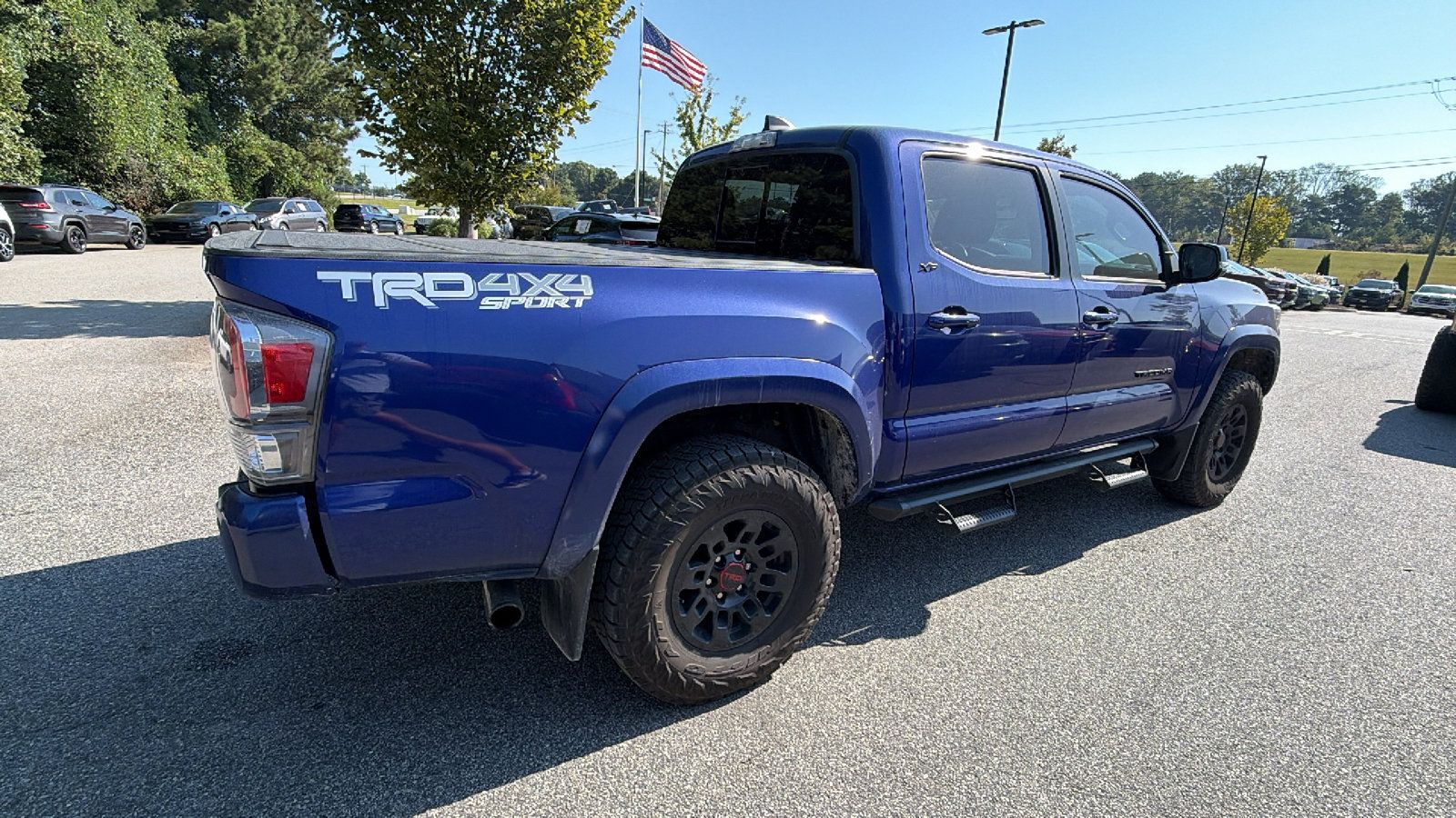 Used 2023 Toyota Tacoma TRD Sport w/ Advanced Technology Package AWD/4WD image 8