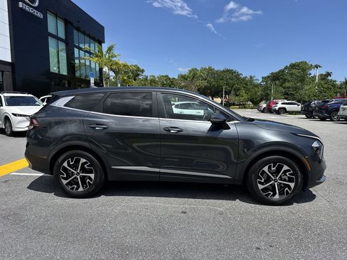 Used 2023 Kia Sportage EX FWD image 5