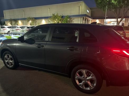 Used 2024 Honda HR-V LX image 5