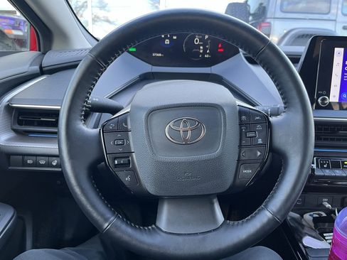 Used 2024 Toyota Prius XLE image 38