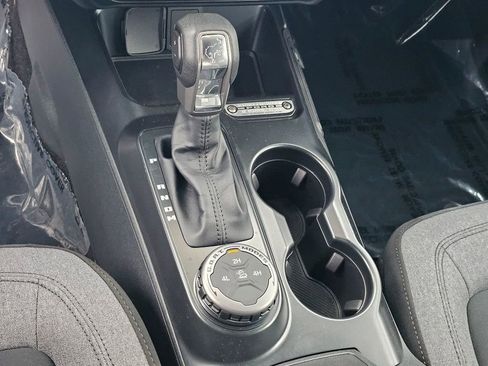 New 2025 Ford Bronco 2-Door AWD/4WD image 27