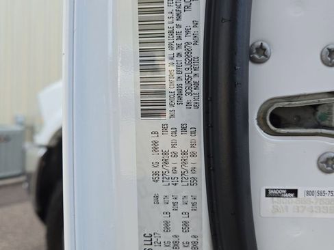 Used 2018 RAM 2500 Laramie w/ Cold Weather Group image 29