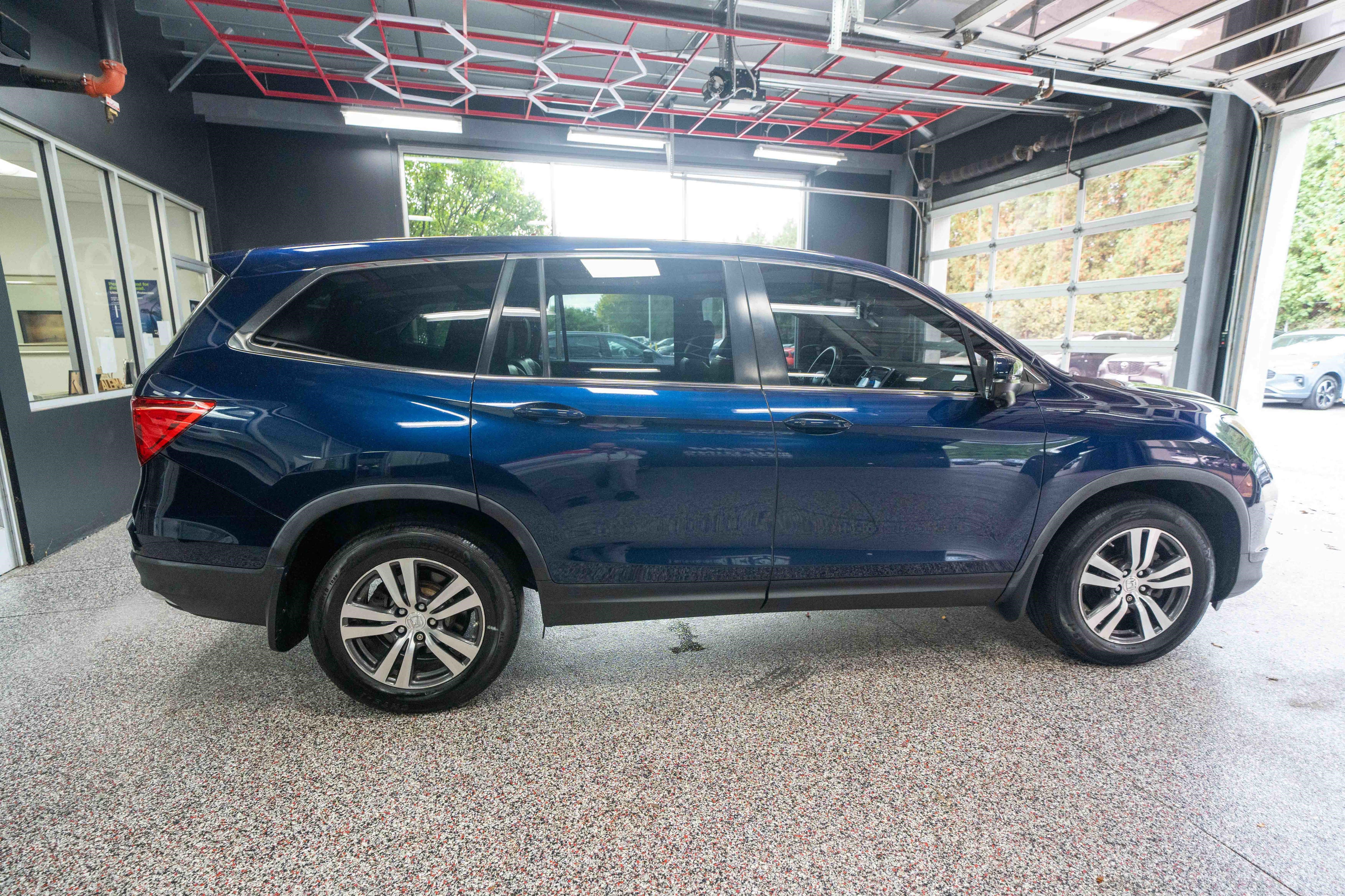 Used 2016 Honda Pilot EX-L image 4