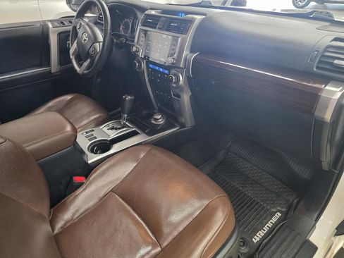 Used 2020 Toyota 4Runner Limited AWD/4WD image 25