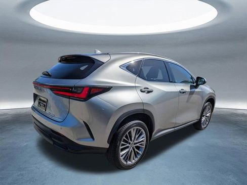 Certified 2022 Lexus NX 350h AWD image 4