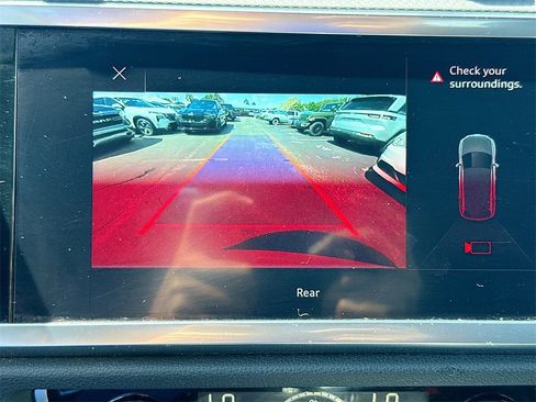 Used 2021 Audi Q3 2.0T Premium image 15