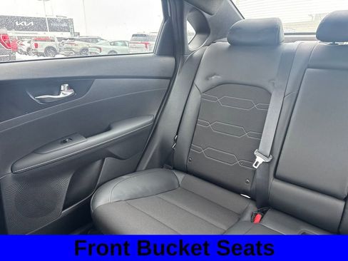 Used 2022 Kia Forte GT-Line w/ GT-Line Premium Package image 13