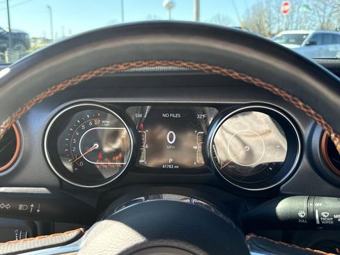 Used 2023 Jeep Gladiator Mojave w/ LED Lighting Group image 17