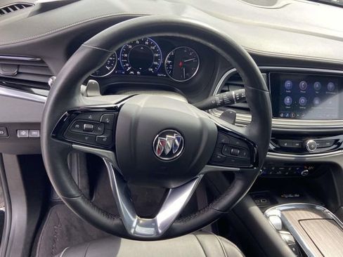 Certified 2023 Buick Enclave Avenir w/ Avenir Technology Package FWD image 17