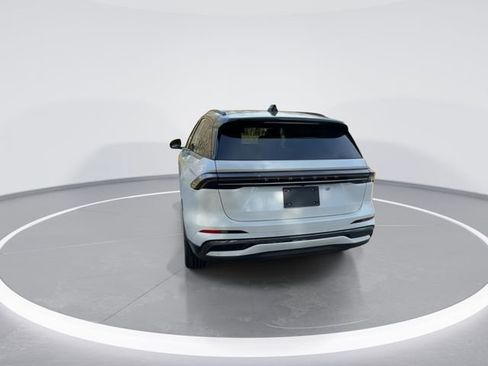 New 2026 Lincoln Nautilus Reserve w/ Jet Appearance Package image 6