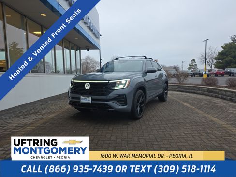 Used 2024 Volkswagen Atlas Cross Sport SEL Premium R-Line image 1