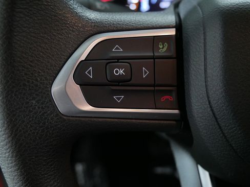 Used 2023 Jeep Compass Sport image 27