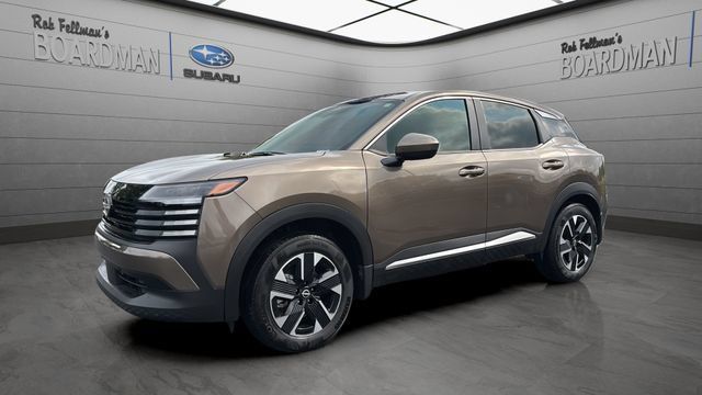 Used 2025 Nissan Kicks SV AWD/4WD image 10