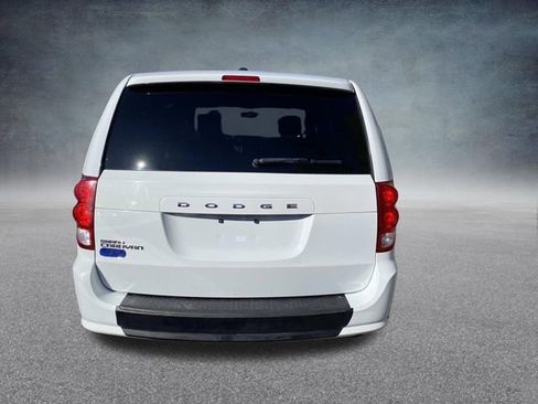 Used 2015 Dodge Grand Caravan SE FWD image 6
