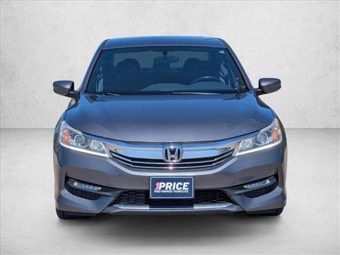 Used 2017 Honda Accord Sport Special Edition image 2