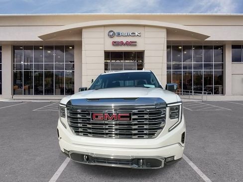 Certified 2024 GMC Sierra 1500 Denali w/ Denali Reserve Package AWD/4WD image 4