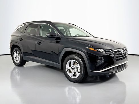 Used 2022 Hyundai Tucson SEL w/ Winter Package image 3
