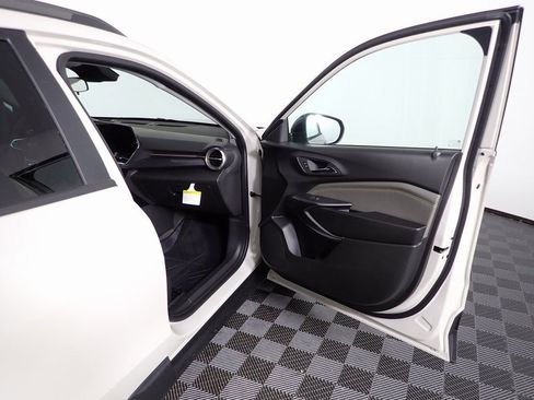 New 2026 Chevrolet Trax ACTIV image 28