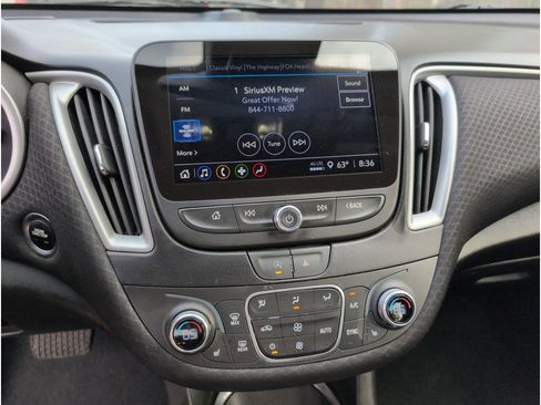 Used 2024 Chevrolet Malibu LT image 13