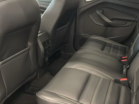 Used 2019 Ford Escape SEL FWD image 25