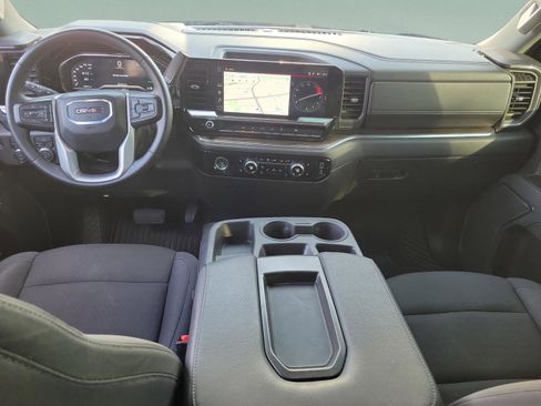 Used 2024 GMC Sierra 1500 Elevation AWD/4WD image 7