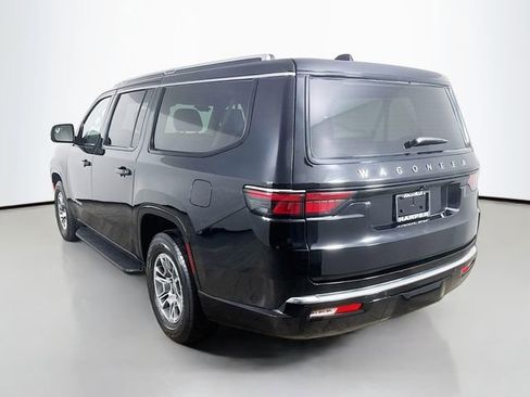 Used 2023 Jeep Wagoneer L Base image 12
