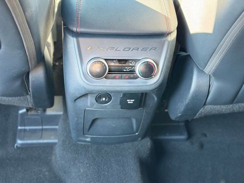 Used 2025 Ford Explorer ST AWD/4WD image 25
