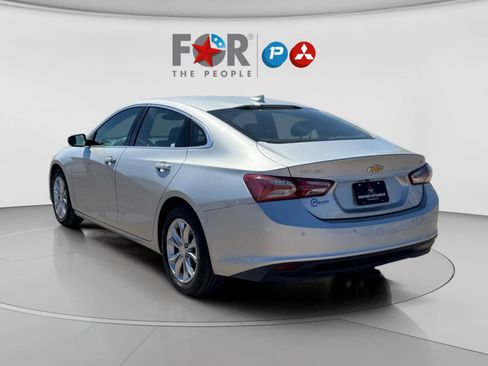 Used 2021 Chevrolet Malibu LT image 3