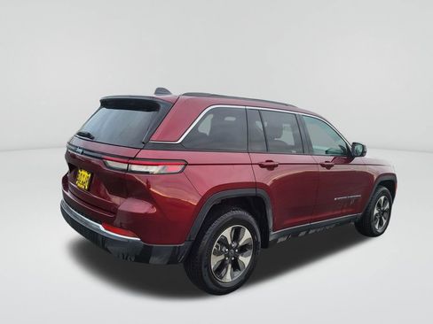 Used 2024 Jeep Grand Cherokee Limited 4xe image 6