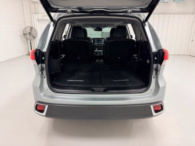 Used 2019 Toyota Highlander Limited AWD/4WD image 22