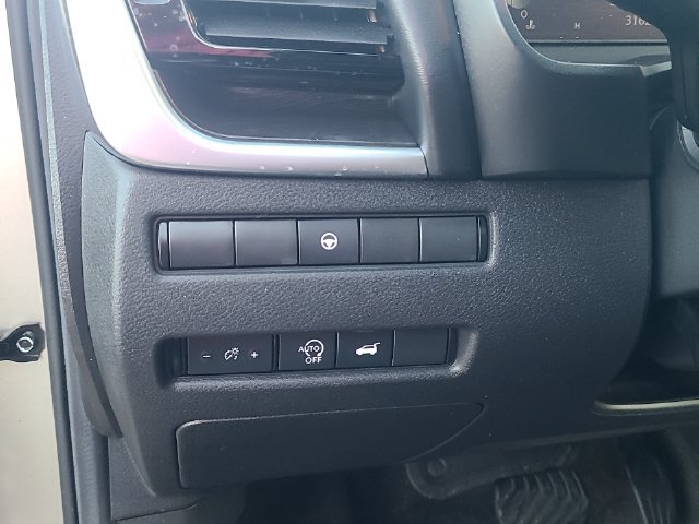 Certified 2023 Nissan Rogue Platinum AWD/4WD image 15