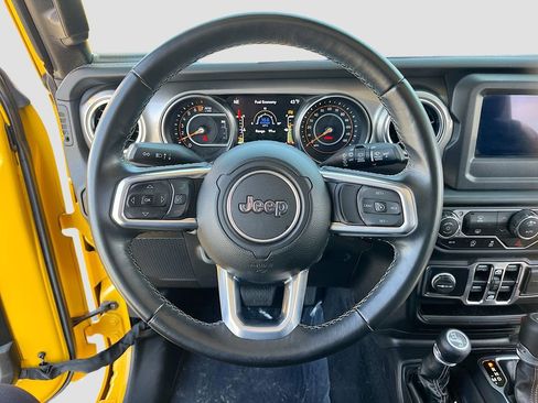 Used 2021 Jeep Wrangler Unlimited Sahara image 11