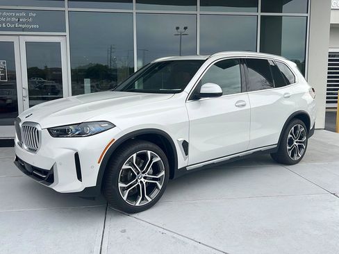 New 2026 BMW X5 xDrive40i image 2