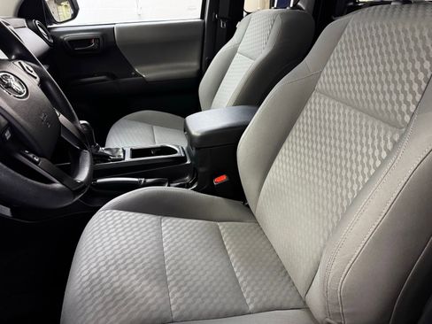 Used 2023 Toyota Tacoma SR w/ SR Convenience Package RWD image 9