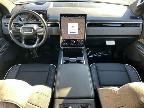 Used 2026 GMC Sierra EV Elevation image 18