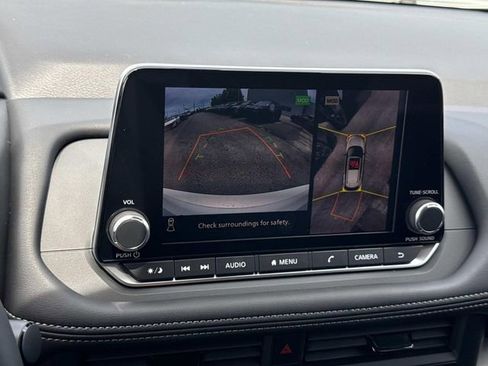 New 2026 Nissan Rogue SV FWD image 32