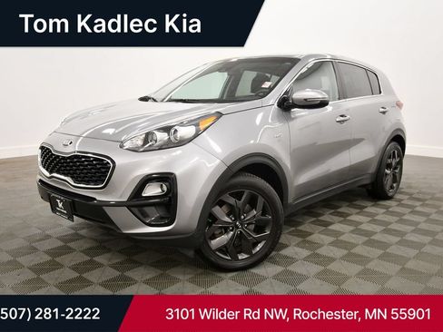 Certified 2022 Kia Sportage LX w/ LX AWD Value Edition Package image 1