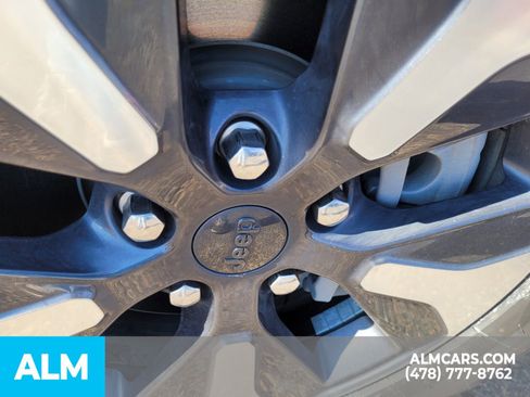 Used 2024 Jeep Grand Cherokee Limited 4xe image 6