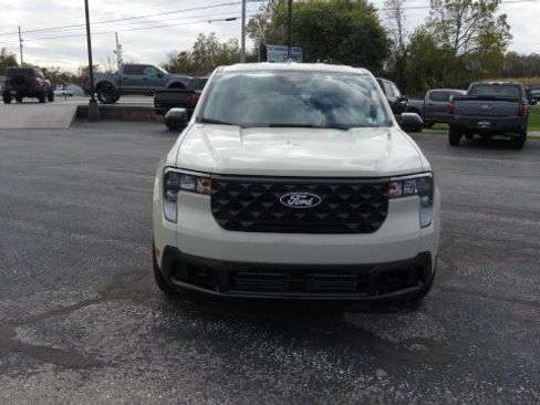 New 2025 Ford Maverick XLT w/ XLT Luxury Package image 11