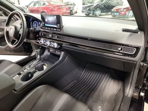 Used 2022 Honda Civic Sport image 29