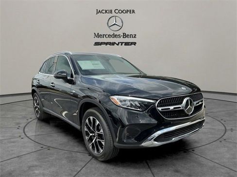 New 2025 Mercedes-Benz GLC 350e 4MATIC image 9