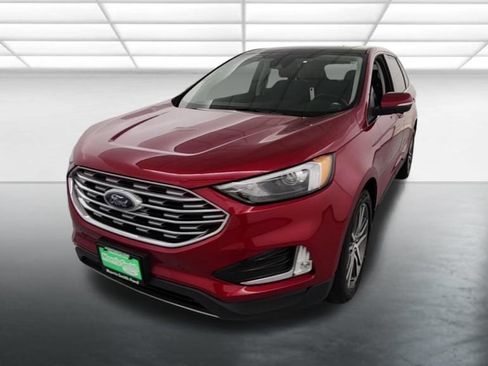 Used 2023 Ford Edge Titanium AWD/4WD image 2