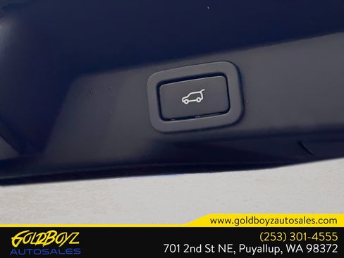 Used 2014 Land Rover Range Rover Sport HSE image 24