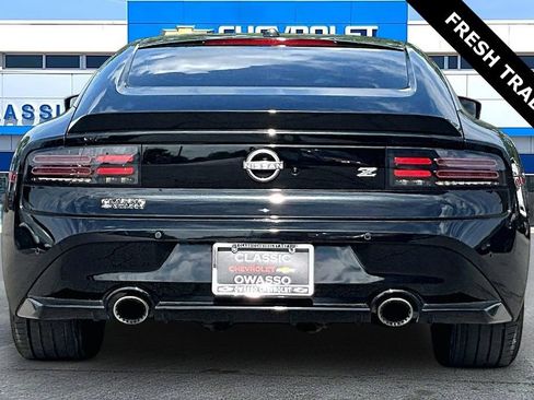 Used 2024 Nissan Z Performance w/ Floor Mat Package RWD image 6