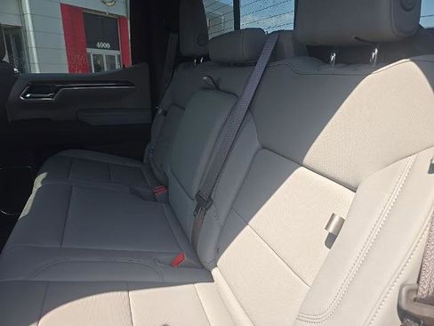 Used 2025 Chevrolet Silverado 1500 LTZ AWD/4WD image 10