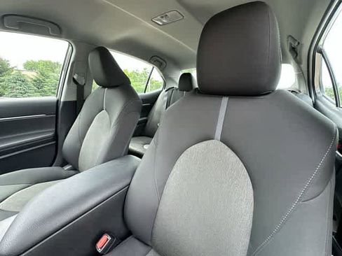 Used 2023 Toyota Camry LE FWD image 13
